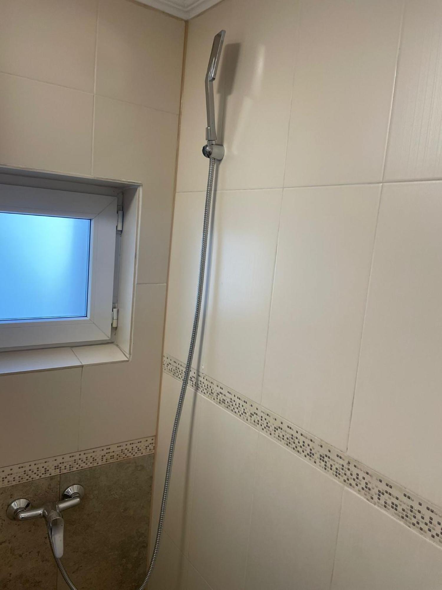 Emm Apartament - 100M Parc Si Metrou Tinererului 布加勒斯特 外观 照片